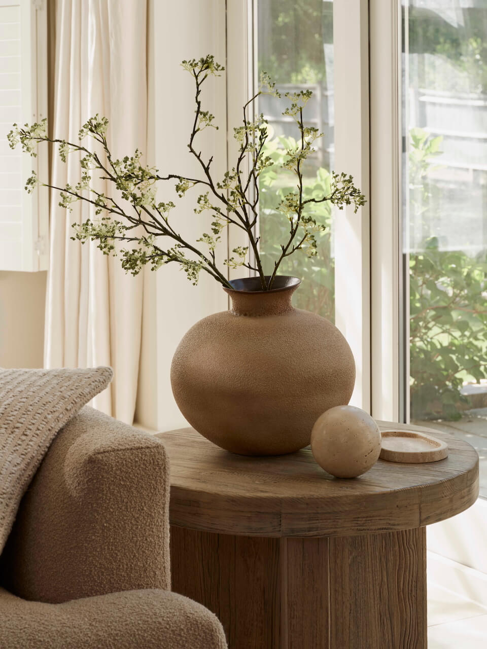 Alvaro Round Ceramic Vase