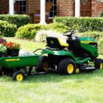 John Deere S100 17.5 HP Gas Hydrostatic Signature Riding Lawn Mower - Image 6