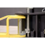 MaxJax M7K Portable Two-Post Lift - Image 6